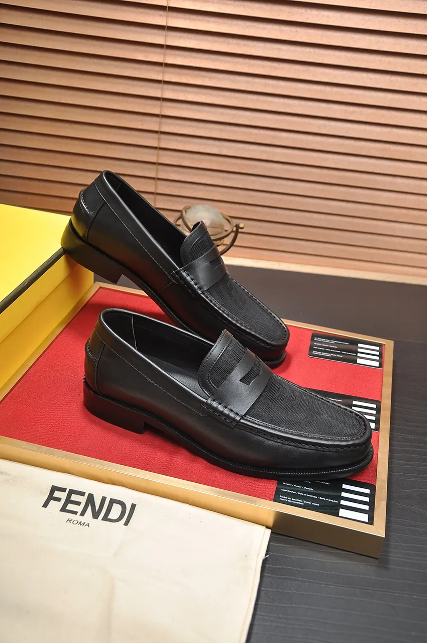 Men's shoes💰560💶[FENDI] The latest high-end men's shoes in Hong Kong! Original quality. The upper is made of imported cowhide material and cowhide lining! Super comfortable on the foot, original wear-resistant outsole, luxurious, fashionable, casual and versatile! Size: 38-45 (45 customized)